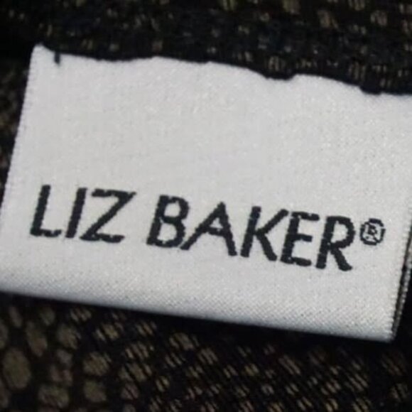 Women's Size Large LIZ BAKER Animal Print Short Sleeve Blouse - Picture 4 of 9